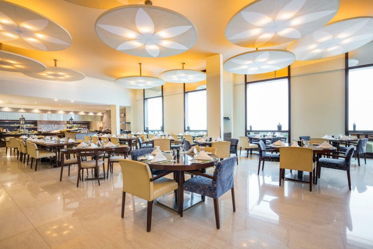 Novotel Deira Creekside Dubai Exterior foto